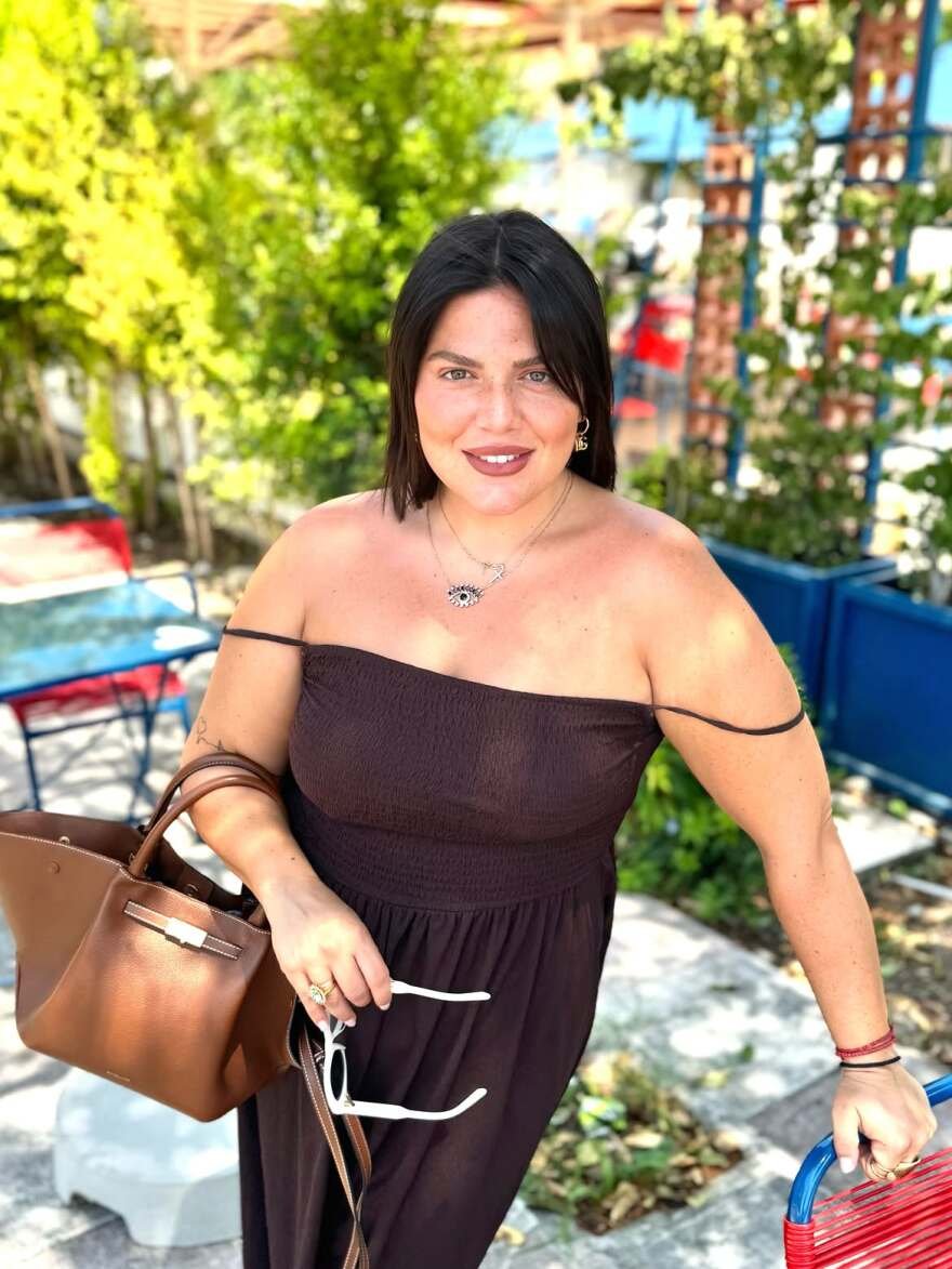 Με νέο λουκ η Δανάη Μπάρκα, η αλλαγή που έκανε στα μαλλιά της: «New, fresh hair, so,don’t care», δείτε φωτογραφίες