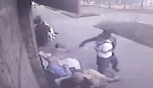 hor-italy-attack