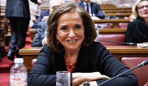 Μπακογιάννη: Η ΝΔ συγχώρησε τον Σαμαρά και τον έκανε πρωθυπουργό και αυτός θέλει να της κάνει ζημιά  