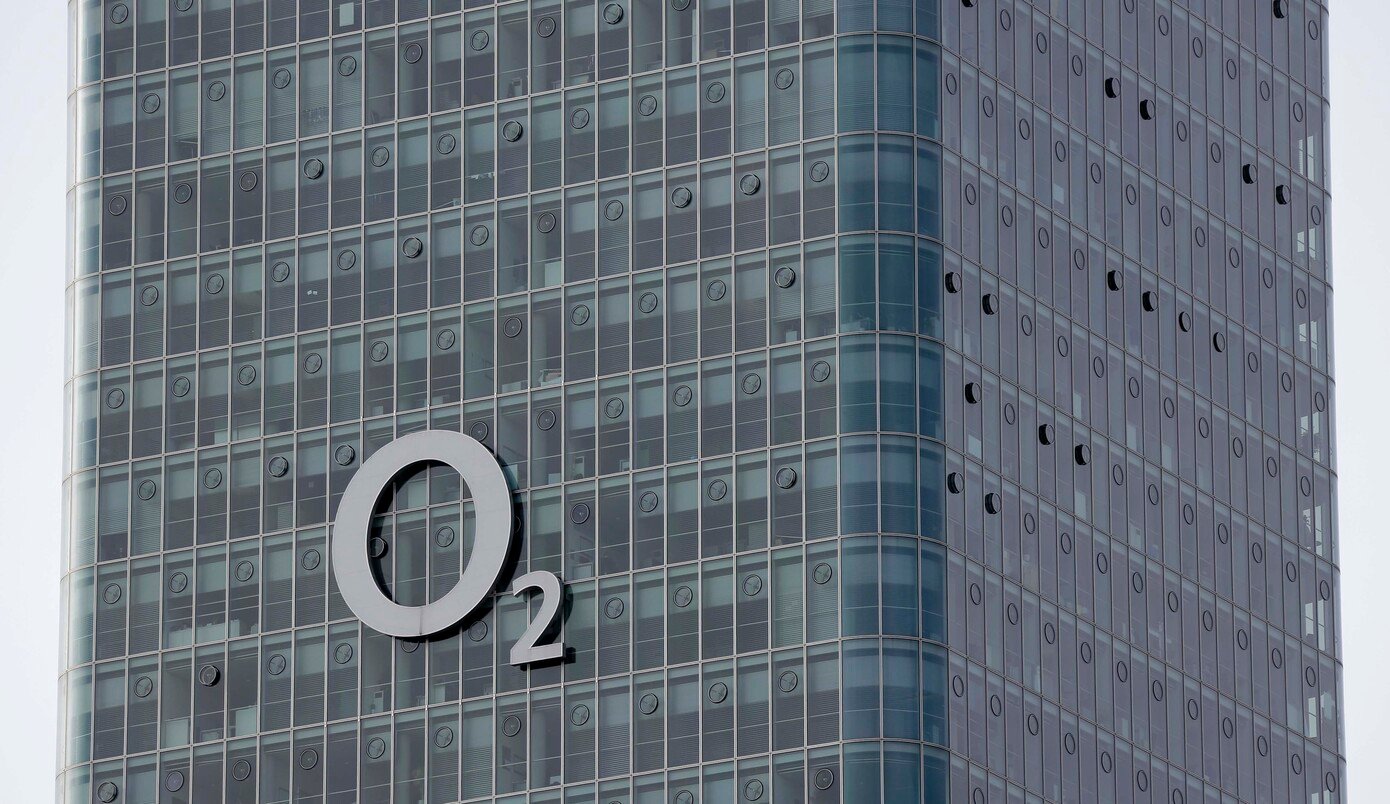 Η O2 Telefónica ετοιμάζεται για περικοπές τουλάχιστον 1.000 θέσεων εργασίας