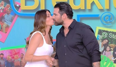 Χατζίδου σε Παύλου στο φινάλε του Breakfast@Star: Δεν γίνονται όλα όπως τα περιμένουμε, μπορεί να μην γεράσουμε στην εκπομπή αλλά θα γεράσουμε μαζί