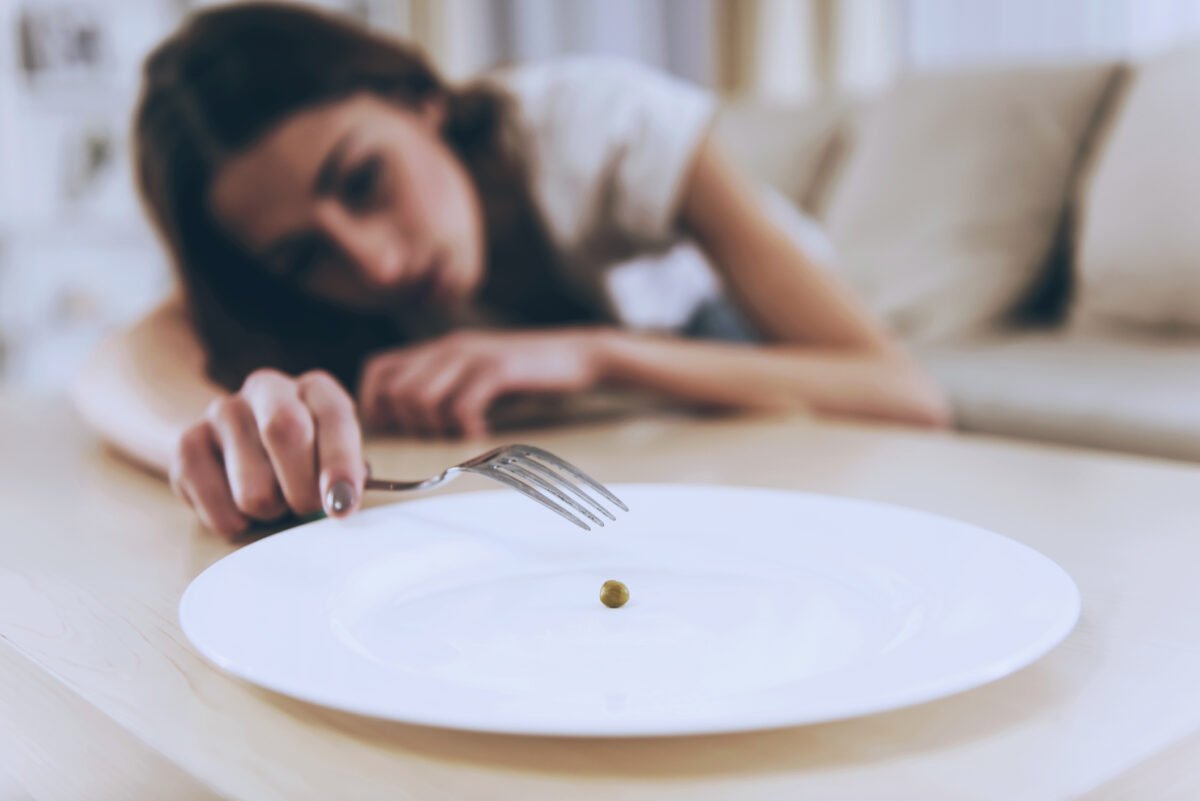 Δυσθρεψία:-Δεν-αφορά-μόνο-τους-πολύ-αδύνατους-–-Τα-σημάδια-που-δείχνουν-ότι-ο-οργανισμός-δεν-τρέφεται-σωστά