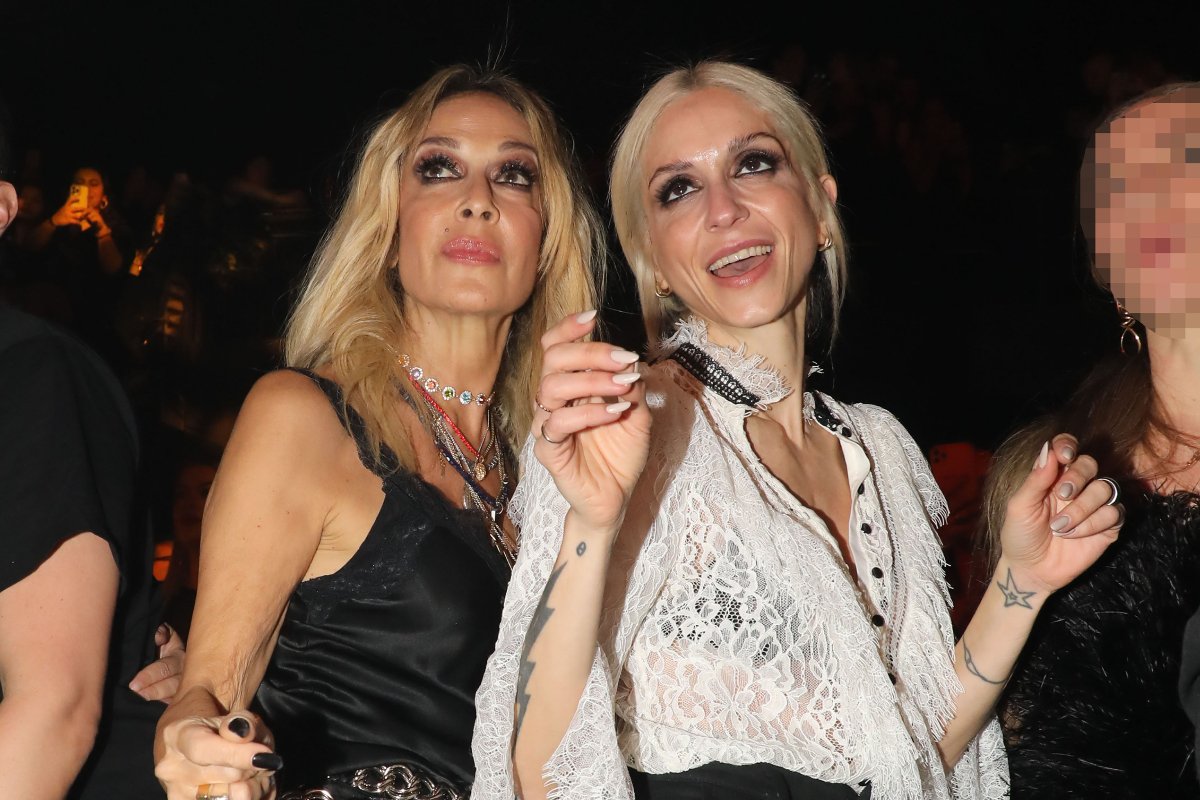 Άννα Βίσση και Σοφία Καρβέλα