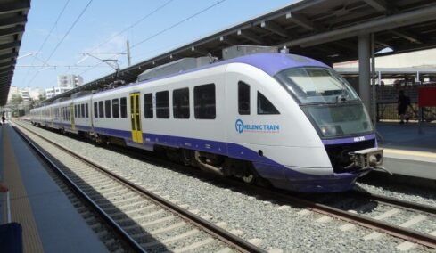 Μέγαρα: Χωρίς τις αισθήσεις της γυναίκα που παρασύρθηκε από αμαξοστοιχία του Προαστιακού, η ανακοίνωση της Hellenic Train  