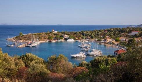 Διακοπές στα καταπράσινα, ήσυχα καταφύγια του Ιονίου  