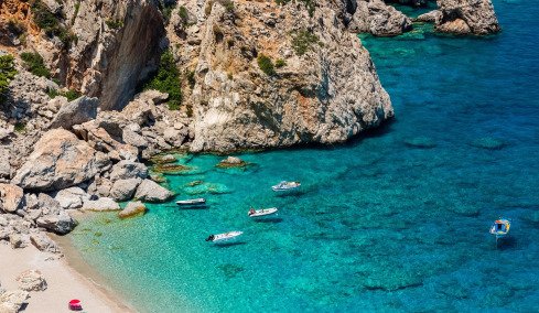 12 αναζωογονητικές βουτιές στην Κάρπαθο