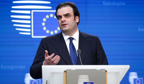 Αφιέρωμα του γαλλικού Le Point στον Κυριάκο Πιερρακάκη: «Ο Έλληνας που θέλει να ξυπνήσει την Ευρώπη»