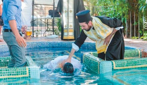  Orthrobros, η νέα τάση στις ΗΠΑ: Από το TikTok στην Παναγία, η Ορθοδοξία γοητεύει τους νέους 