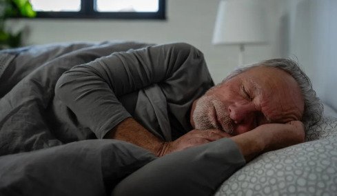 Νόσος Αλτσχάιμερ: Το «σημάδι» στον ύπνο που προηγείται της απώλειας μνήμης  