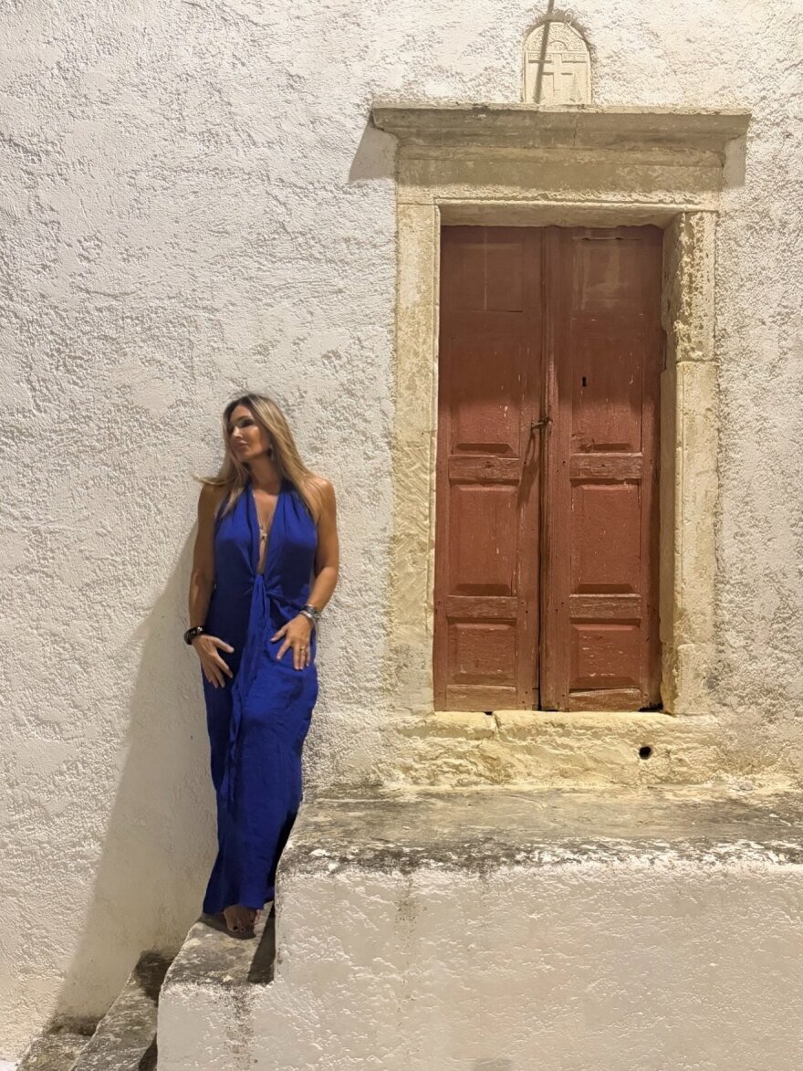 Ελένη Πετρουλάκη από την Κρήτη: Επιστροφή στις ρίζες μου, εδώ ο χρόνος μοιάζει να σταματά