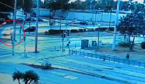 Εγκεφαλικά νεκρός ο 39χρονος μοτοσικλετιστής μετά το τροχαίο με ταξί στην παραλιακή, η οικογένεια θα δωρίσει τα όργανά του