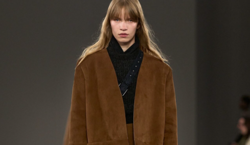 Το διαχρονικό πανωφόρι που ανυπομονούμε να φορέσουμε κάθε φθινόπωρο  