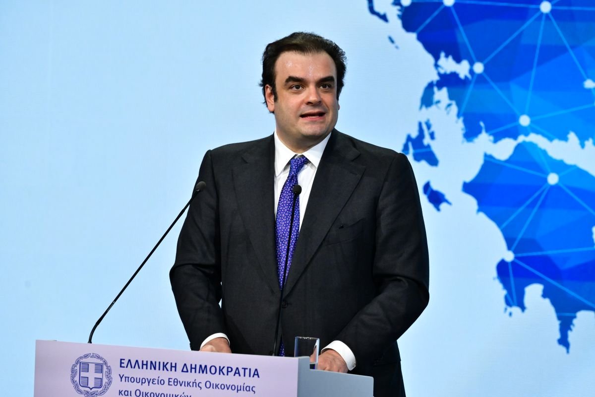 Κυριάκος Πιερρακάκης: 17.074 εκπαιδευτικοί, γιατροί και νοσηλευτές έλαβαν την επιστροφή δύο ενοικίων, ύψους 4,9 εκατ. ευρώ