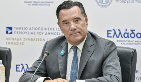 «Θεέ μου, γιατί τον Μαζωνάκη και όχι τον Άδωνι;»: Η ανάρτηση μίσους στα σόσιαλ και η αντίδραση Γεωργιάδη