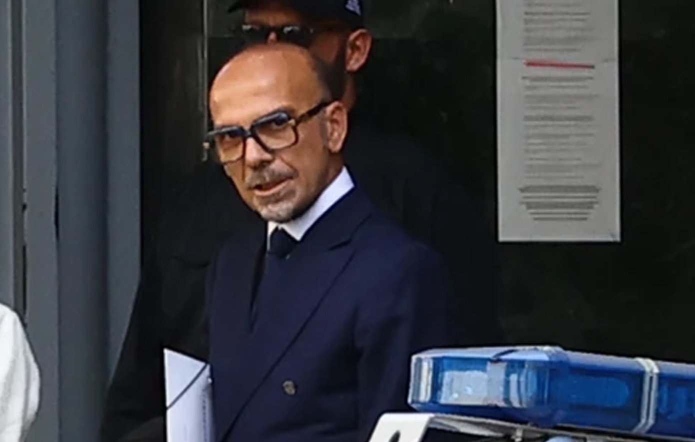 Εξέλιξη στον θάνατο Μαζωνάκη: «Είμαστε όλοι συνυπεύθυνοι» είπε ο γιατρός, όταν το ΕΚΑΒ παρέλαβε τον τραγουδιστή