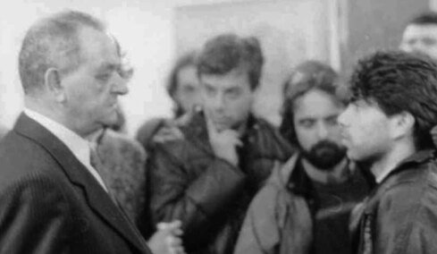 Νίκων Αρκουδέας: Η ζωή, οι μάχες και οι αντιθέσεις του αστυνομικού που έγινε σύνθημα στα χείλη των αναρχικών