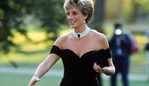 Η Χριστίνα Σταμπολιάν στο Marie Claire: «Το Revenge Dress της πριγκίπισσας Νταϊάνα το σχεδίασα στον Βόλο κάτω από το φως της Ελλάδας»  