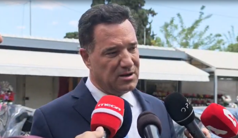 Στο Γ' Νεκροταφείο ο Γεωργιάδης: Συγγνώμη από την οικογένεια Μαζωνάκη που το σύστημα δεν μπόρεσε να τον προστατεύσει από κάτι πάρα πολύ άσχημο