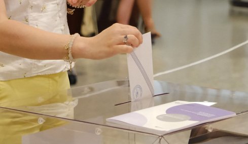 Opinion Poll: Ανεβαίνει στο 31% η ΝΔ με διαφορά 15,1 μονάδων από την ΕΛ.Α.Σ, κέρδη για ΠΑΣΟΚ, μειώνει στο 3,8% την ψαλίδα με Τσίπρα