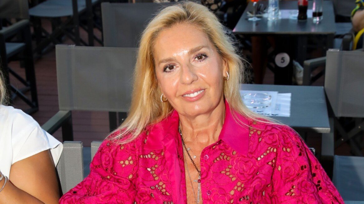Έλενα Μακρή για την απώλεια του Αντώνη Λυμπέρη: Είναι όλα διαφορετικά και μοναχικά όταν έχεις χάσει τον συνοδοιπόρο σου  