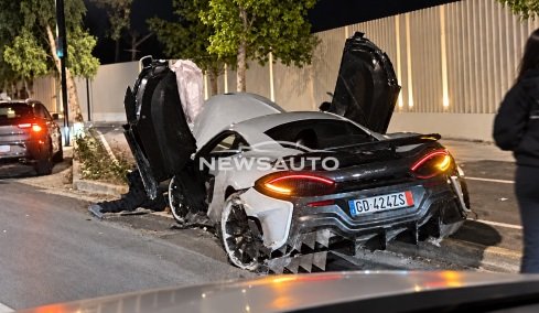 Η McLaren που διαλύθηκε στη Γλυφάδα ξαναζεί - Ποιος την αγόρασε;