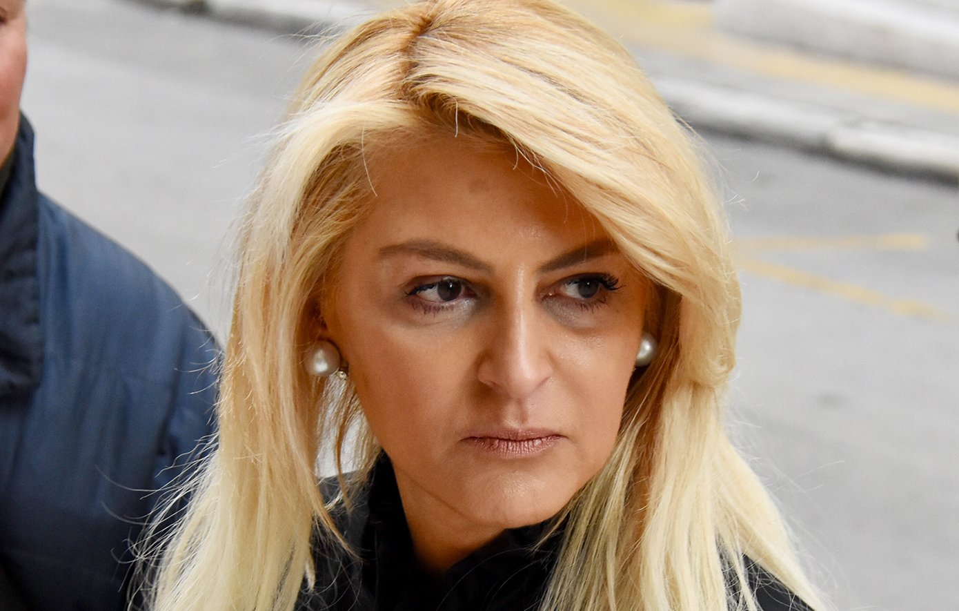 Μπέσσυ Λαιμού