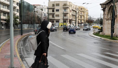 Τι χειμώνα περιμένουμε φέτος στην Ελλάδα: Οι πρώτες προβλέψεις για θερμοκρασίες και βροχές, τι δείχνουν για την Αττική