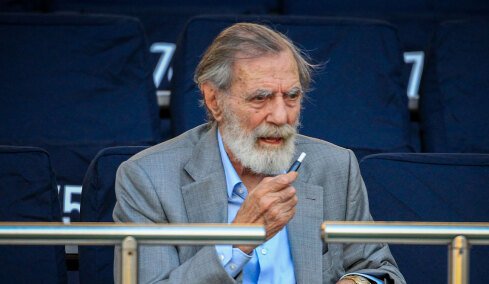 Ο παθιασμένος «Καπετάνιος» του Παναθηναϊκού: Η ζωή, οι θρίαμβοι και οι συγκρούσεις του Γιώργου Βαρδινογιάννη που έζησε με τους δικούς του κανόνες