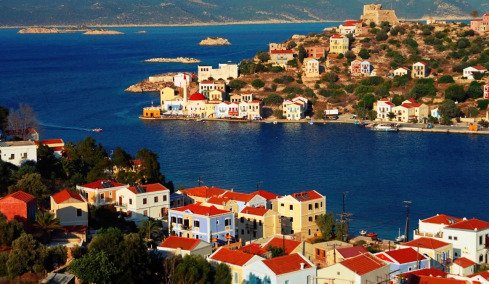 Η Έλλη επέλεξε να πάει στην πιο απομακρυσμένη γωνιά της Ελλάδας – Η ιστορία της νέας γιατρού στο Καστελόριζο