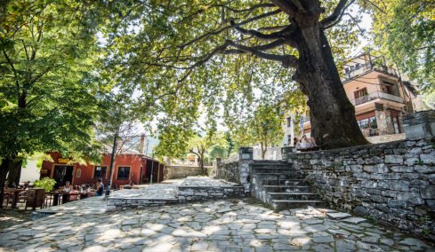 10 ορεινά χωριά στην Ελλάδα για τις αποδράσεις του φθινοπώρου  
