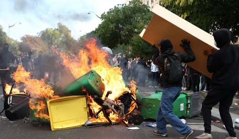 franceprotest232-hor