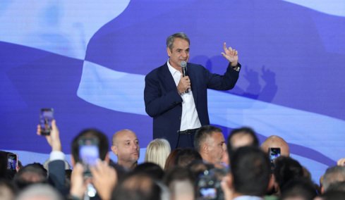Μητσοτάκης στα γενέθλια της ΝΔ: Η Ελλάδα είναι σήμερα παράδειγμα προς μίμηση, δεν γυρίζει η χώρα πίσω υποκύπτοντας στην πλάνη κάποιων λαϊκιστών