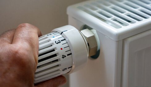 Μείωση 40 λεπτά στο πετρέλαιο θέρμανσης, 20 λεπτά στο diesel, 10 λεπτά στην αμόλυβδη και αύξηση 30% στο επίδομα θέρμανσης
