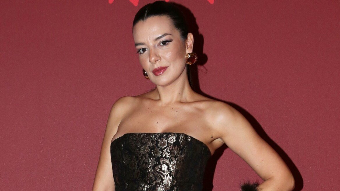Νικολέττα Ράλλη για τον πρώην σύντροφό της: Οι σχέσεις μας είναι πάρα πολύ καλές, φεύγει από το σπίτι, φτιάχνει το δικό του  