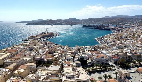 Η «άγνωστη» Σύρος: Από τον El Greco στα πρώτα μεικτά μπάνια στην Ελλάδα