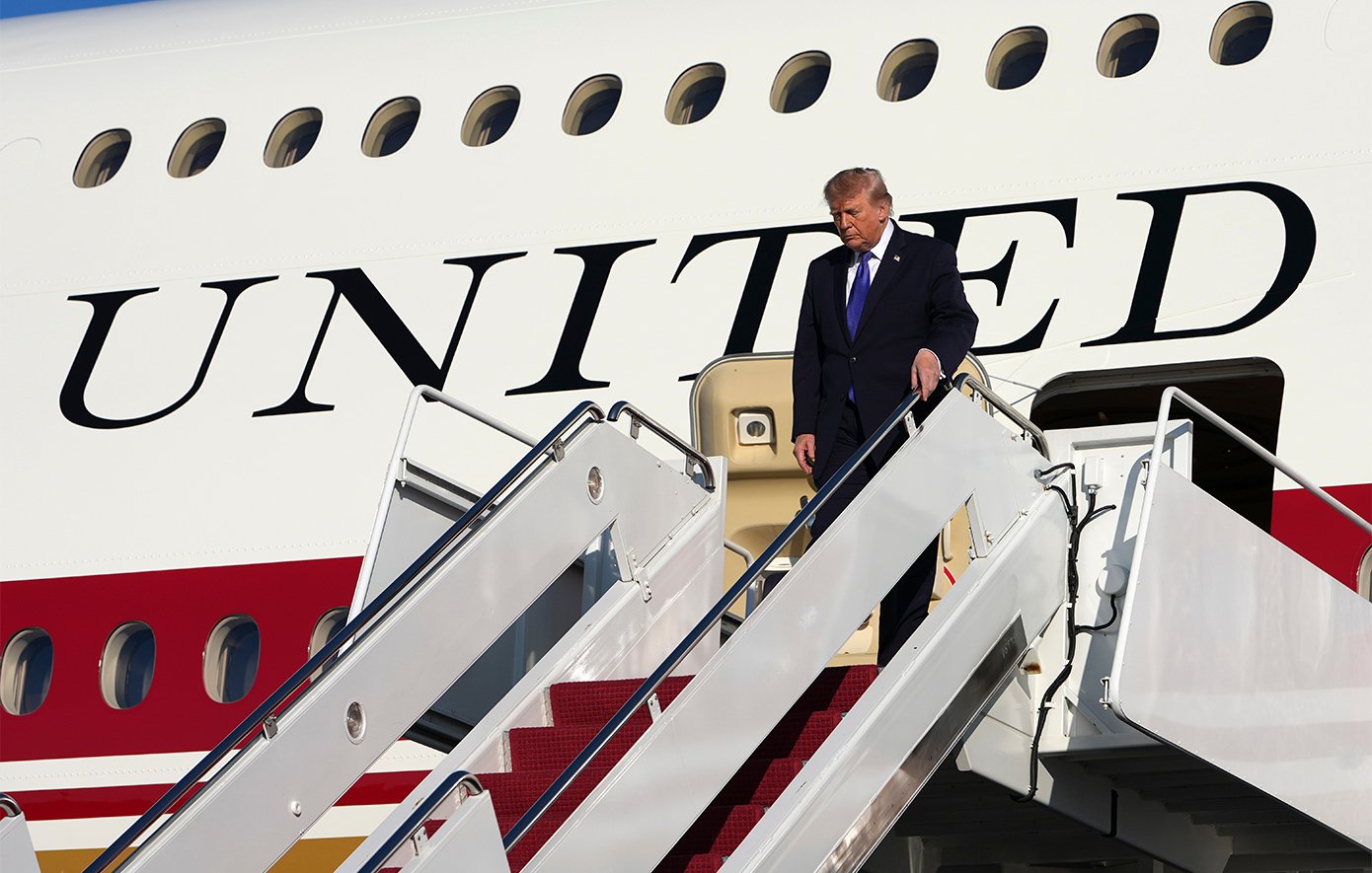 Τα καπρίτσια του Τραμπ με το Air Force One για το Χάλογουιν προκάλεσαν χάος – Ταλαιπωρία για πάνω απο 200 πτήσεις