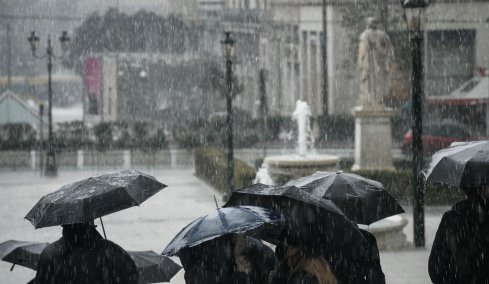Ισχυρές καταιγίδες σε 12 περιοχές σήμερα: Αναβαθμίστηκε σε Δελτίο Επικίνδυνων Καιρικών Φαινομένων το έκτακτο της ΕΜΥ
